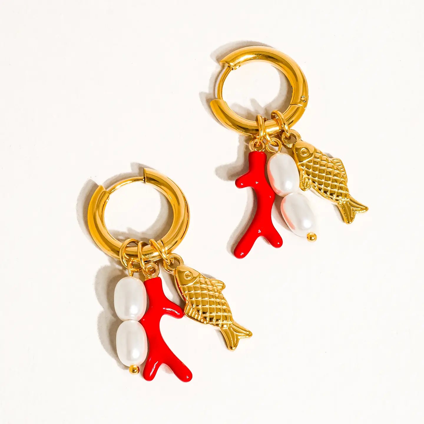 Rocaille Fish Earring