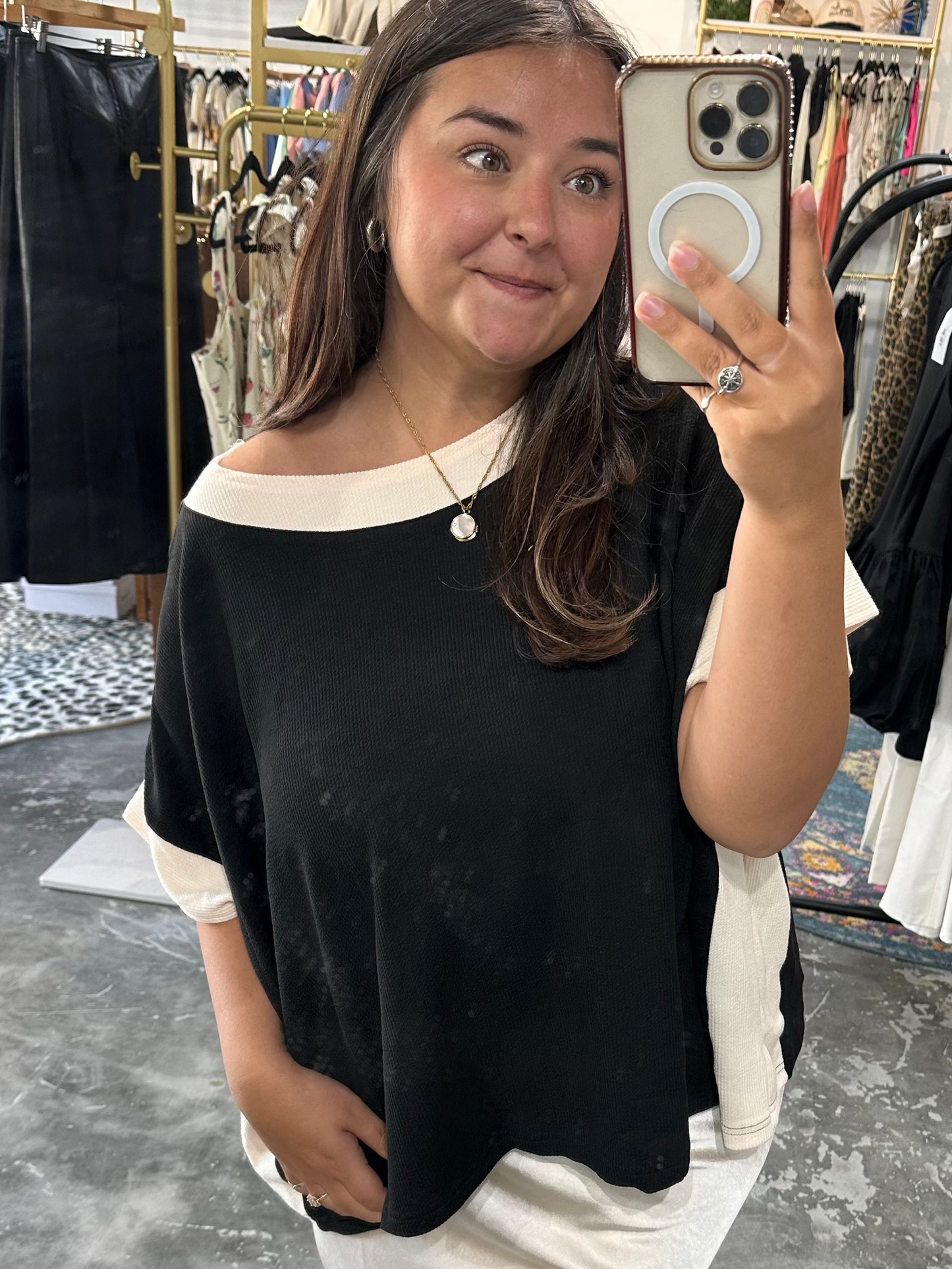 Cute & Cas Top