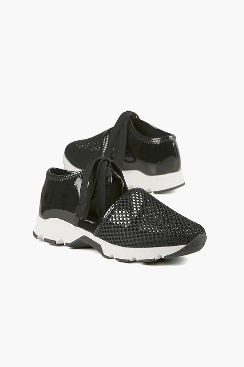 Amazing Mesh Sneaker