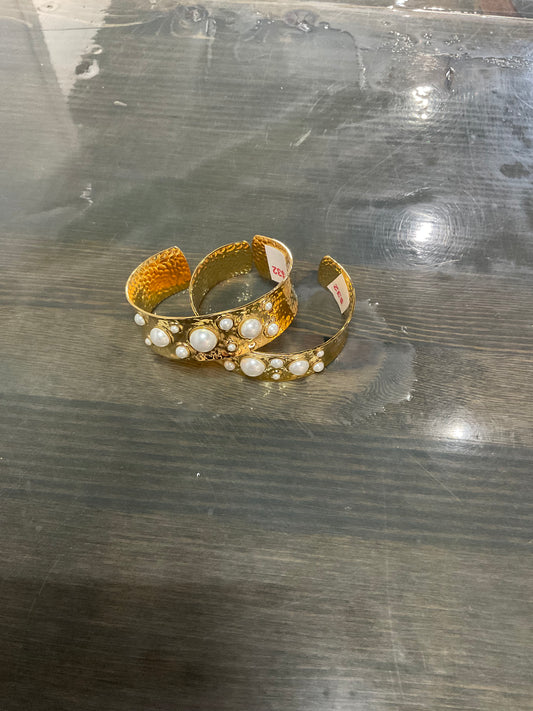 Taylor Cuff