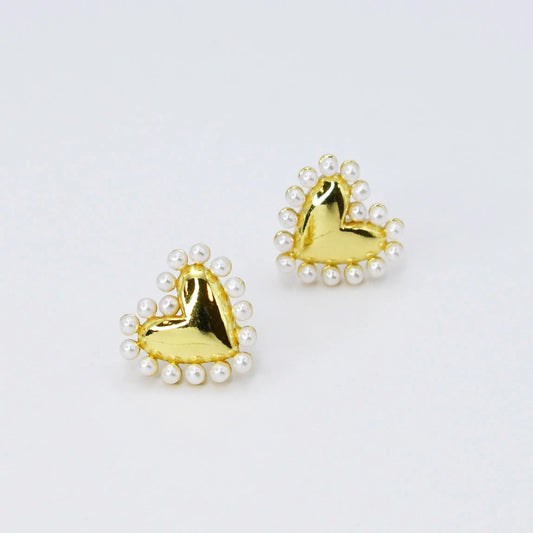 Pearl Heart Stud