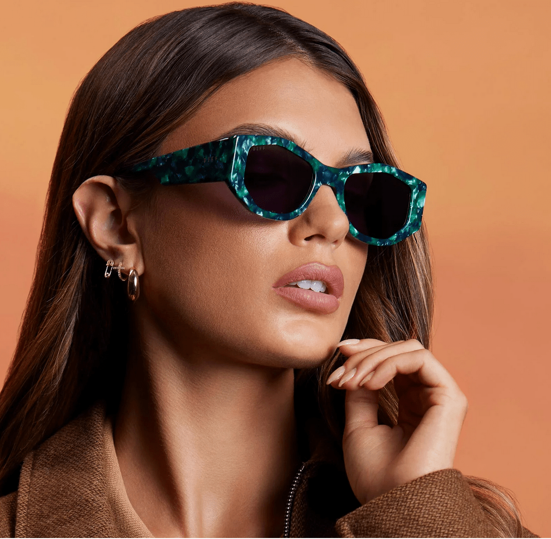 Zoe - Motley Market